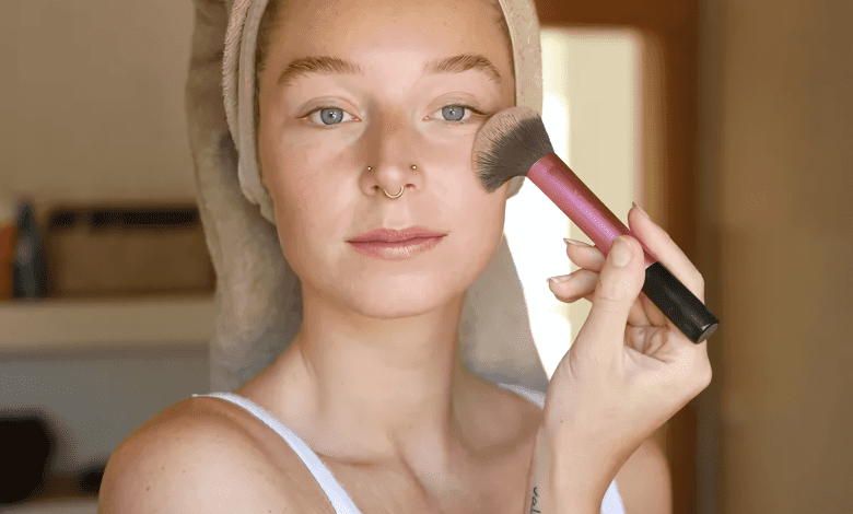 The Secret to Selecting the Right Blush for Your Skin Tone: An Expert Guide