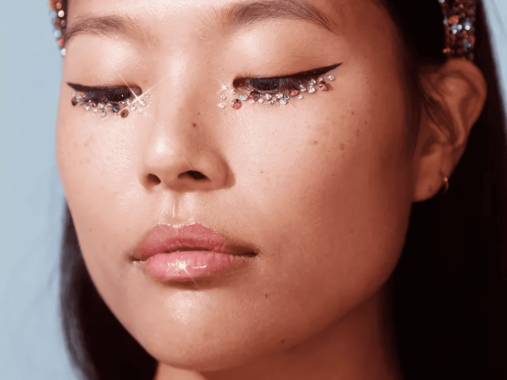 Eyeliner Mastery: The Ultimate Guide for Every Eye Shape