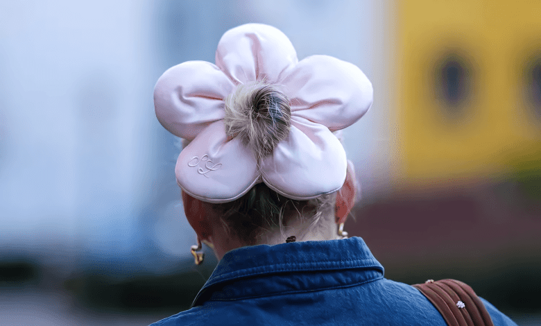 Make Your Outfit Pop: The Spring Hair Accessory Trend That's a Game-Changer