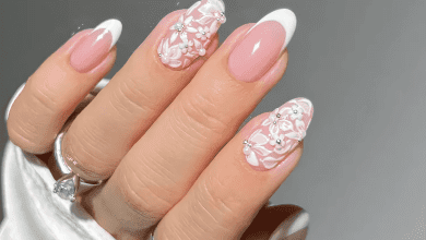15 Nail Design Ideas for Spring Weddings: Pearly Tips to White Chrome Accents