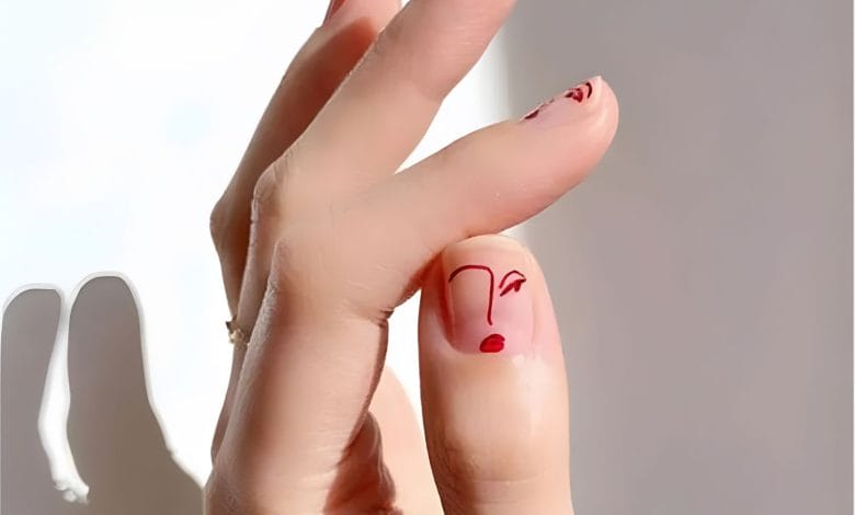 48 Enchanting Valentine's Day Nail Designs to Captivate Your Heart